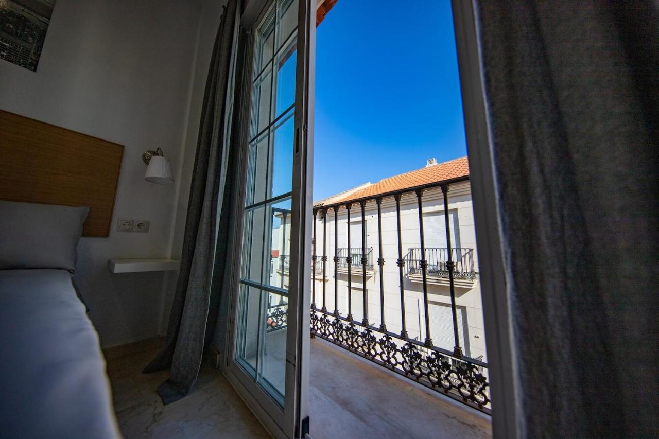 Private Rooftop & Elegant Studio - Center By Rems Malaga